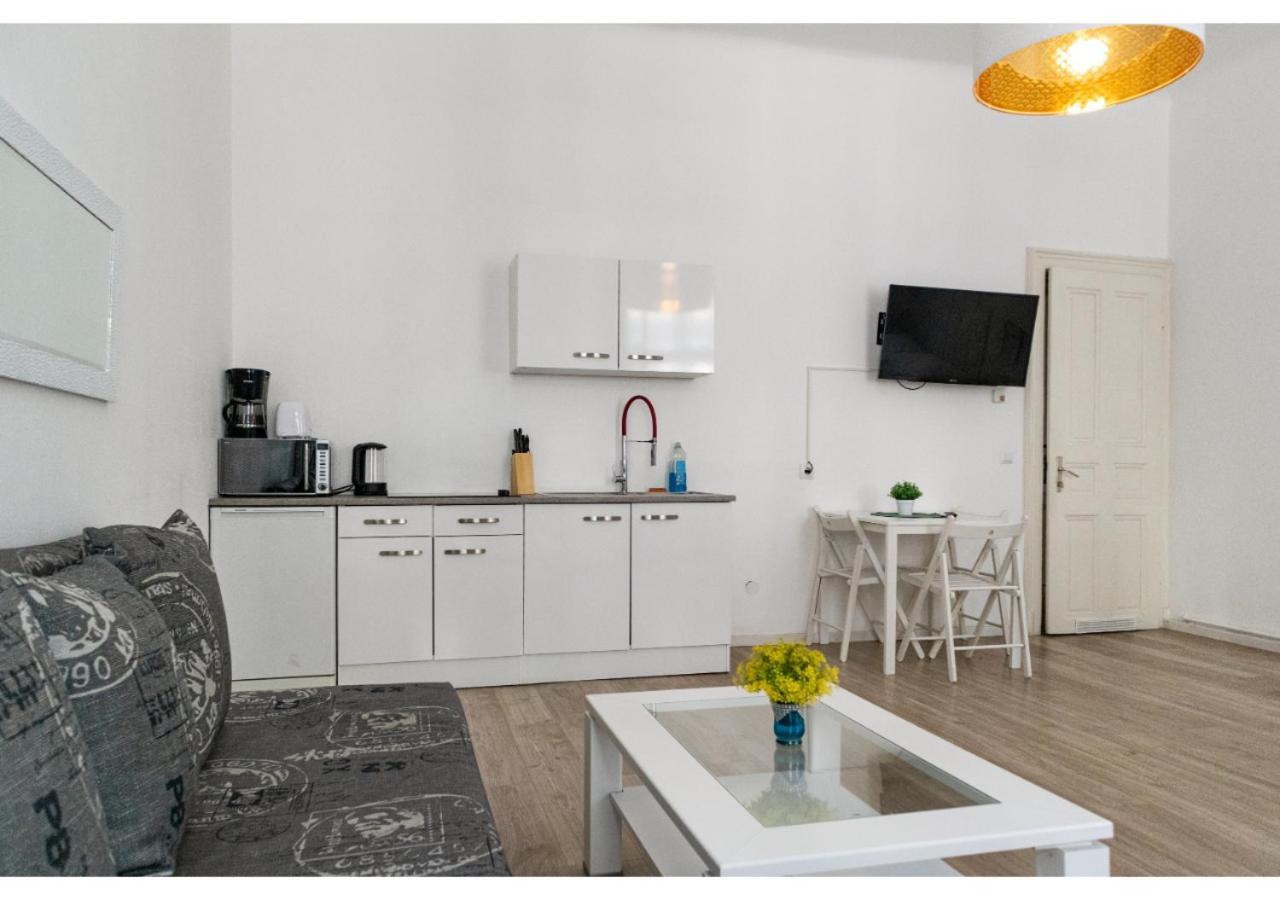 3 Elegant - Ideal For Long Apartment