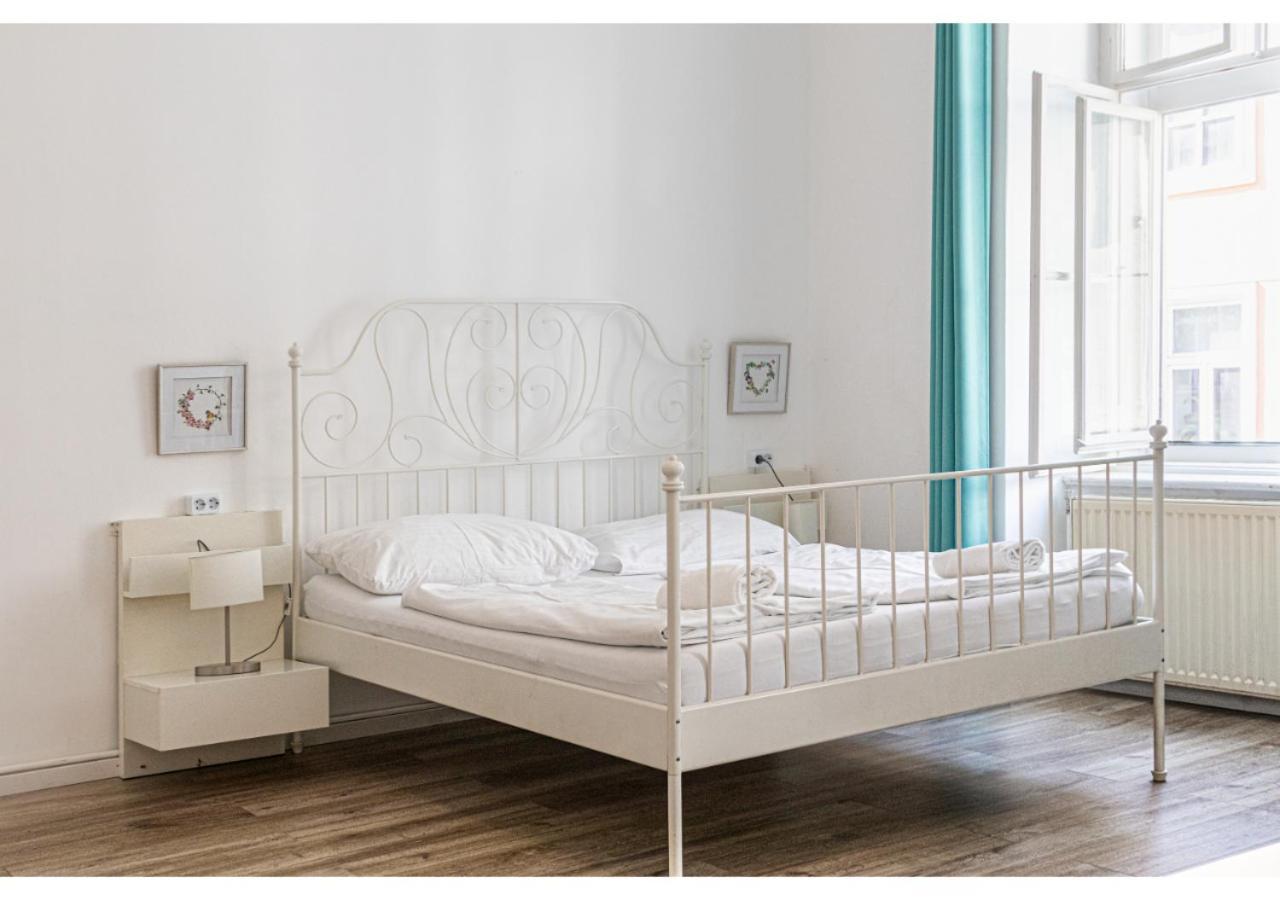 3 Elegant - Ideal For Long Wien